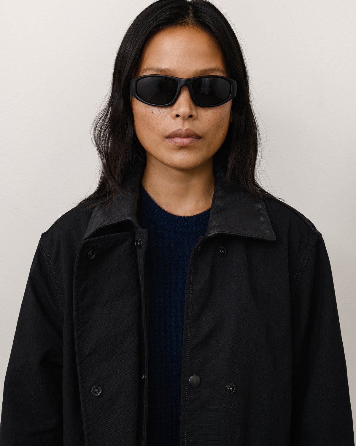 LESLIE SUNGLASSES - Matte Black/Black Lens